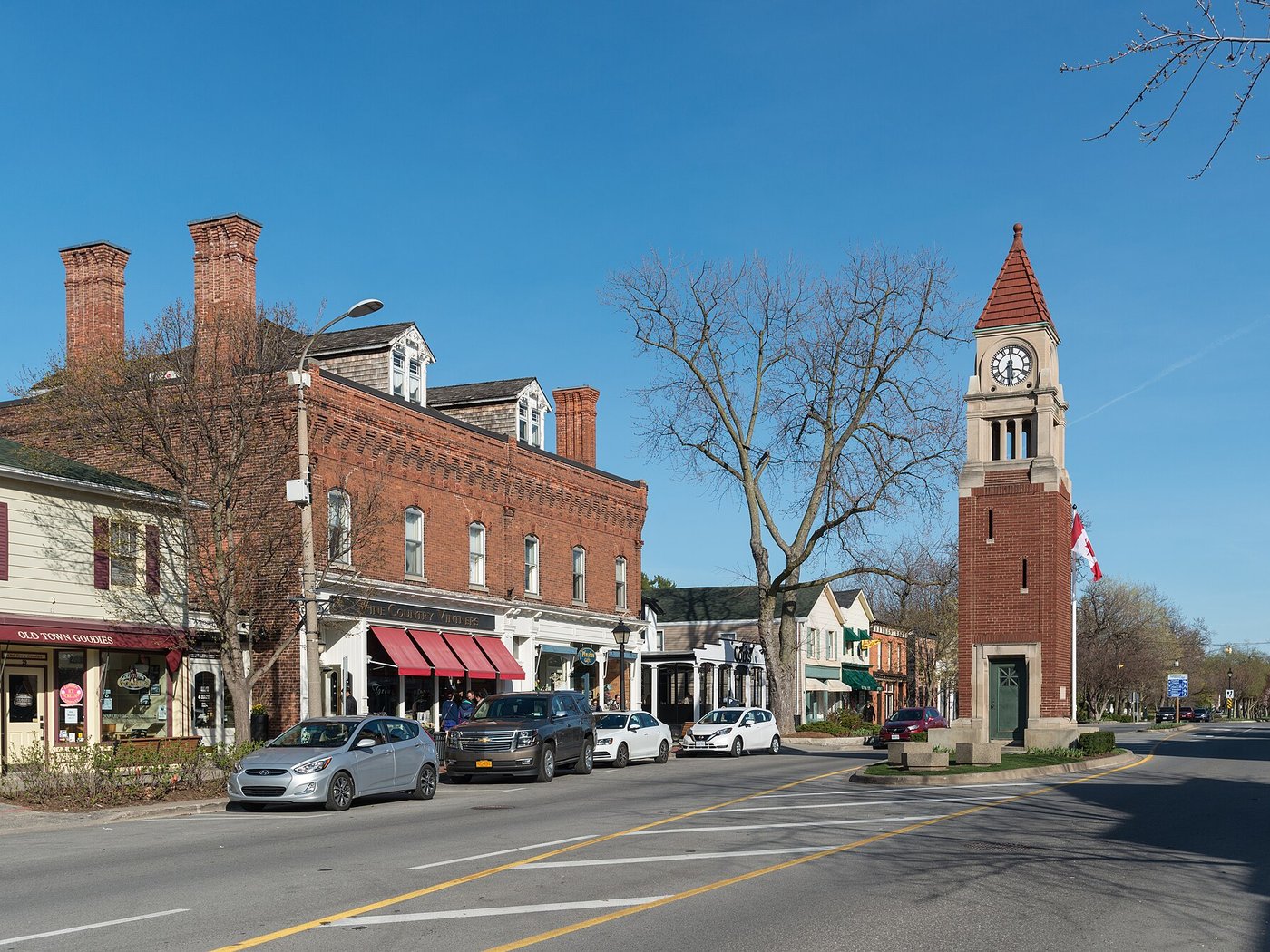 Niagara-on-the-Lake — 50 min drive from The Wanderlust 29